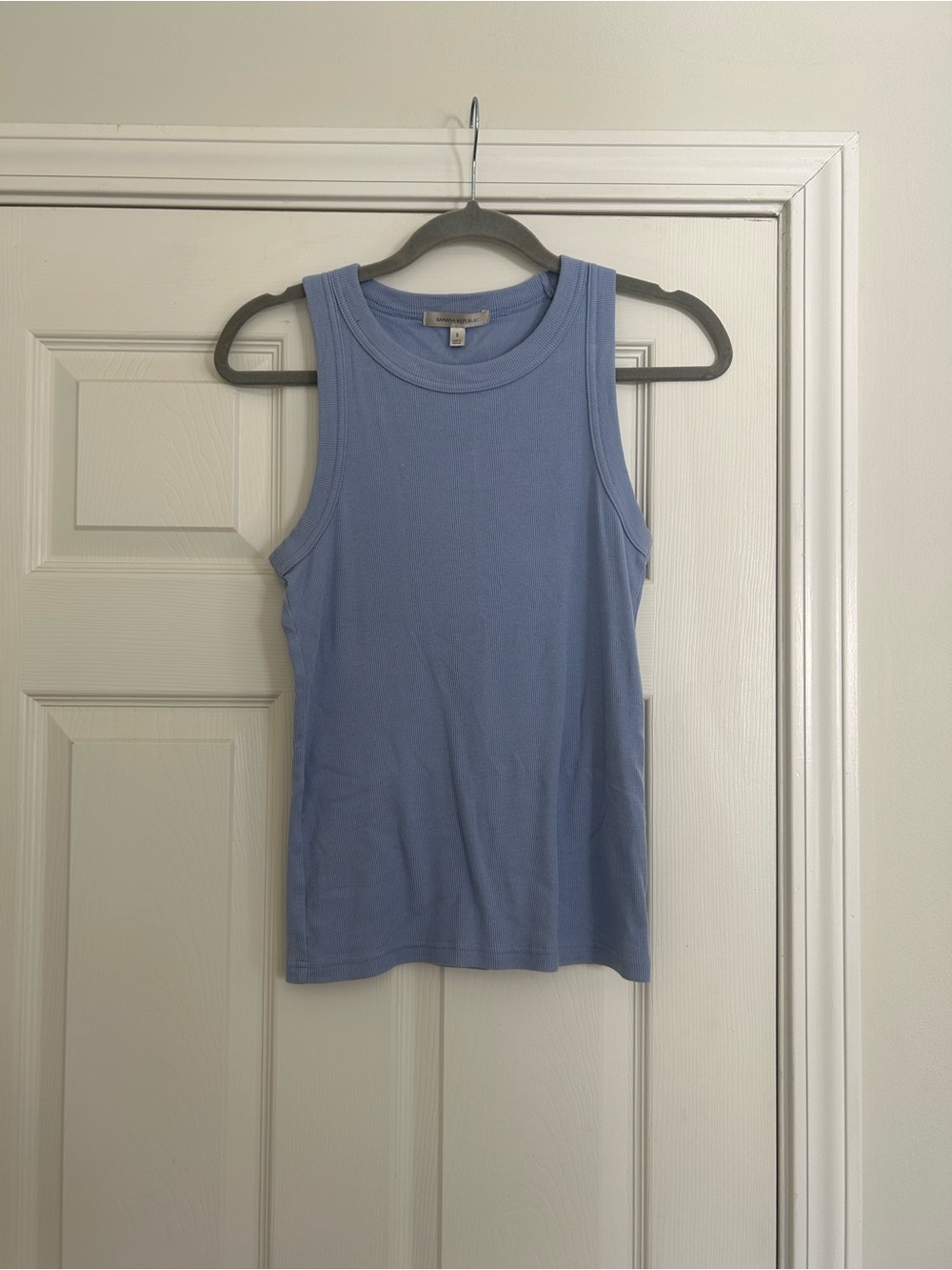 Banana Republic Women's Tank Top in Periwinkle Blue
